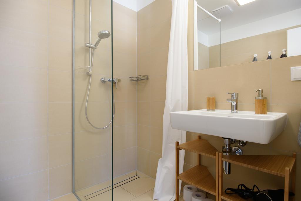 Vienna Living Apartments - Neubauguertel 외부 사진